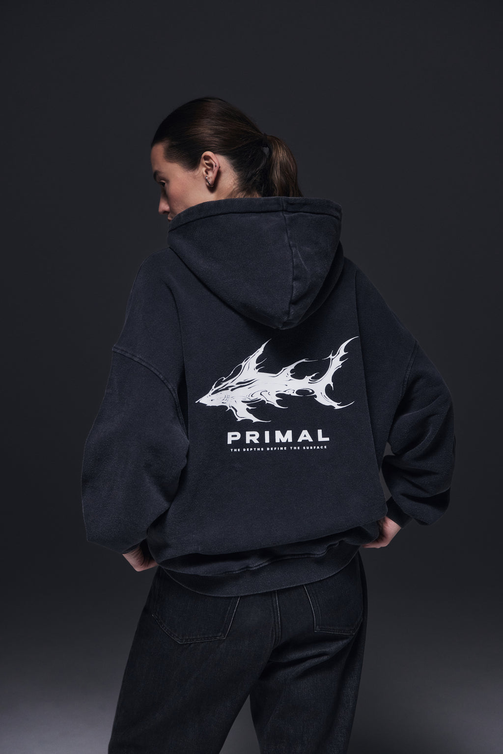 PRIMAL — TMAVĚ ŠEDÁ